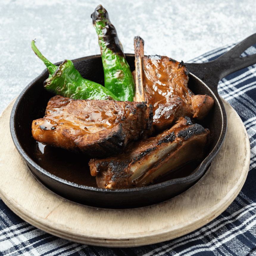 スペアリブの薪窯焼き